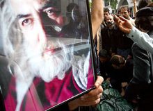 جایزه «حسین منزوی» فراخوان داد