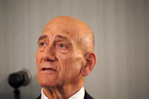 اولمرت: اگر الان نخست‌وزیر بودم، نابودی حماس را به‌عنوان هدف اعلام نمی‌کردم