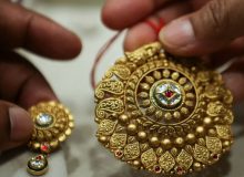 ضعف دلار مجال خودنمایی به طلای جهانی داد