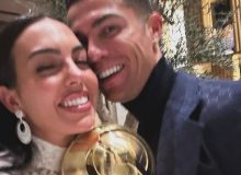 عکس| لحظه عاشقانه رونالدو و جورجینا با گلوب ساکر