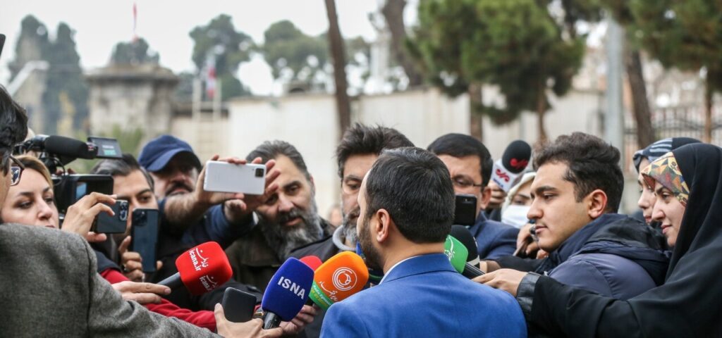 قیمت بنزین تغییر می‌کند؟