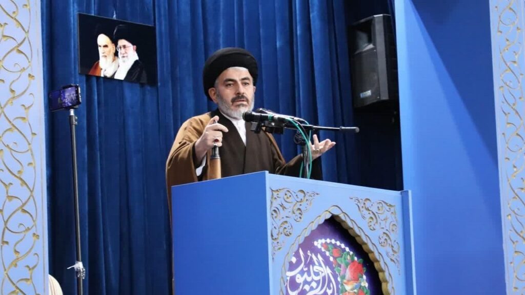 کم رنگ کردن حضور در انتخابات نقشه شوم است کم رنگ کردن حضور در انتخابات نقشه شوم است