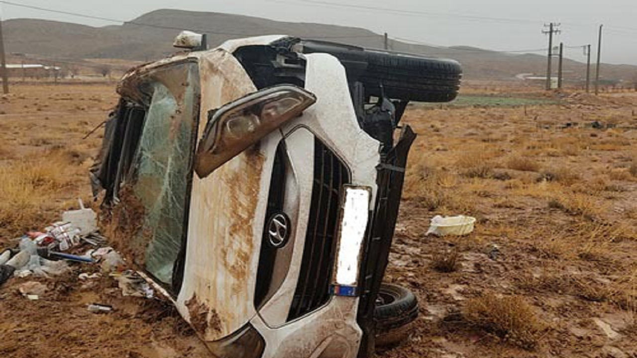 یک فوتی و دو مصدوم در واژگونی خودرو