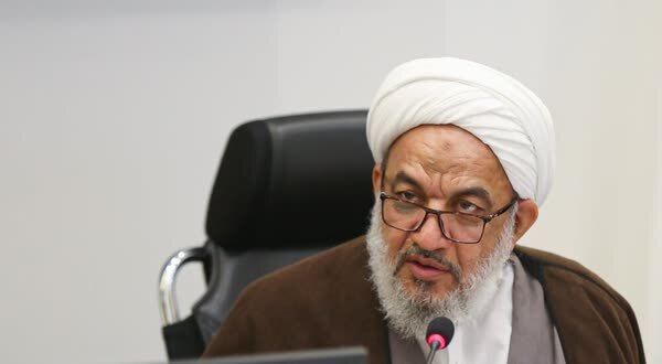 آقاتهرانی: امیدواریم جبهۀ انقلاب در تهران به یک فهرست برسد