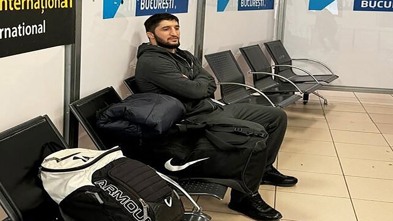 اتفاق عجیب در فرودگاه رومانی/ تانک روس به مسکو دیپورت شد!