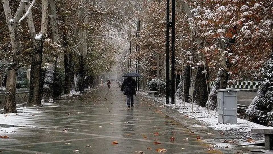ادامه بارش‌ها در کشور تا سه‌شنبه/ کاهش محسوس دما طی امروز و فردا