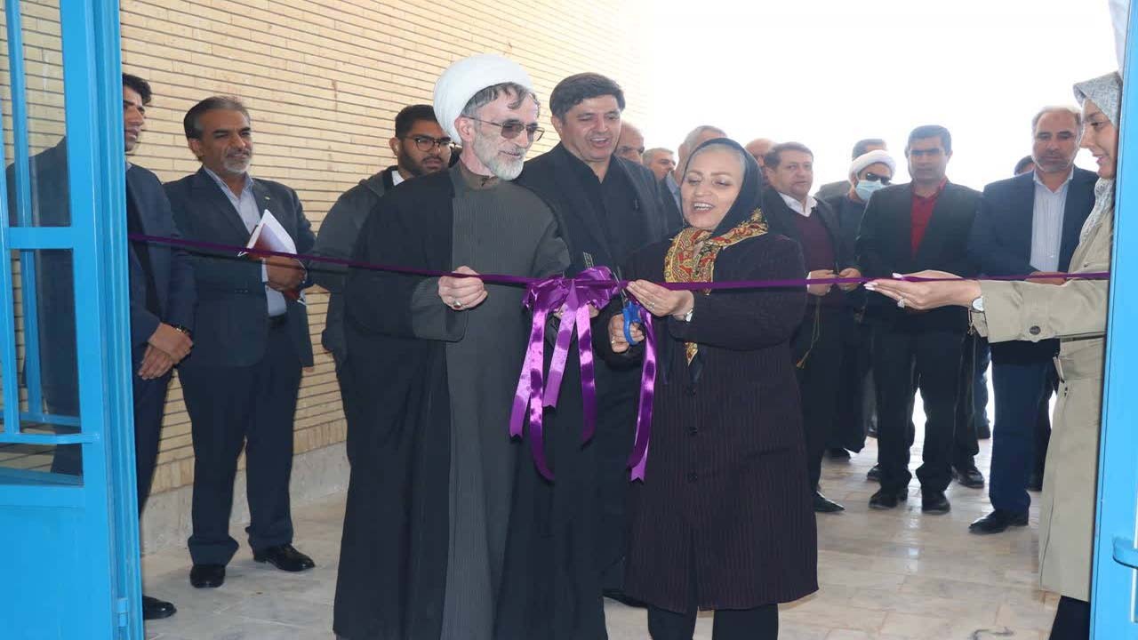 افتتاح مرکز نگهداری از سالمندان هوتک 