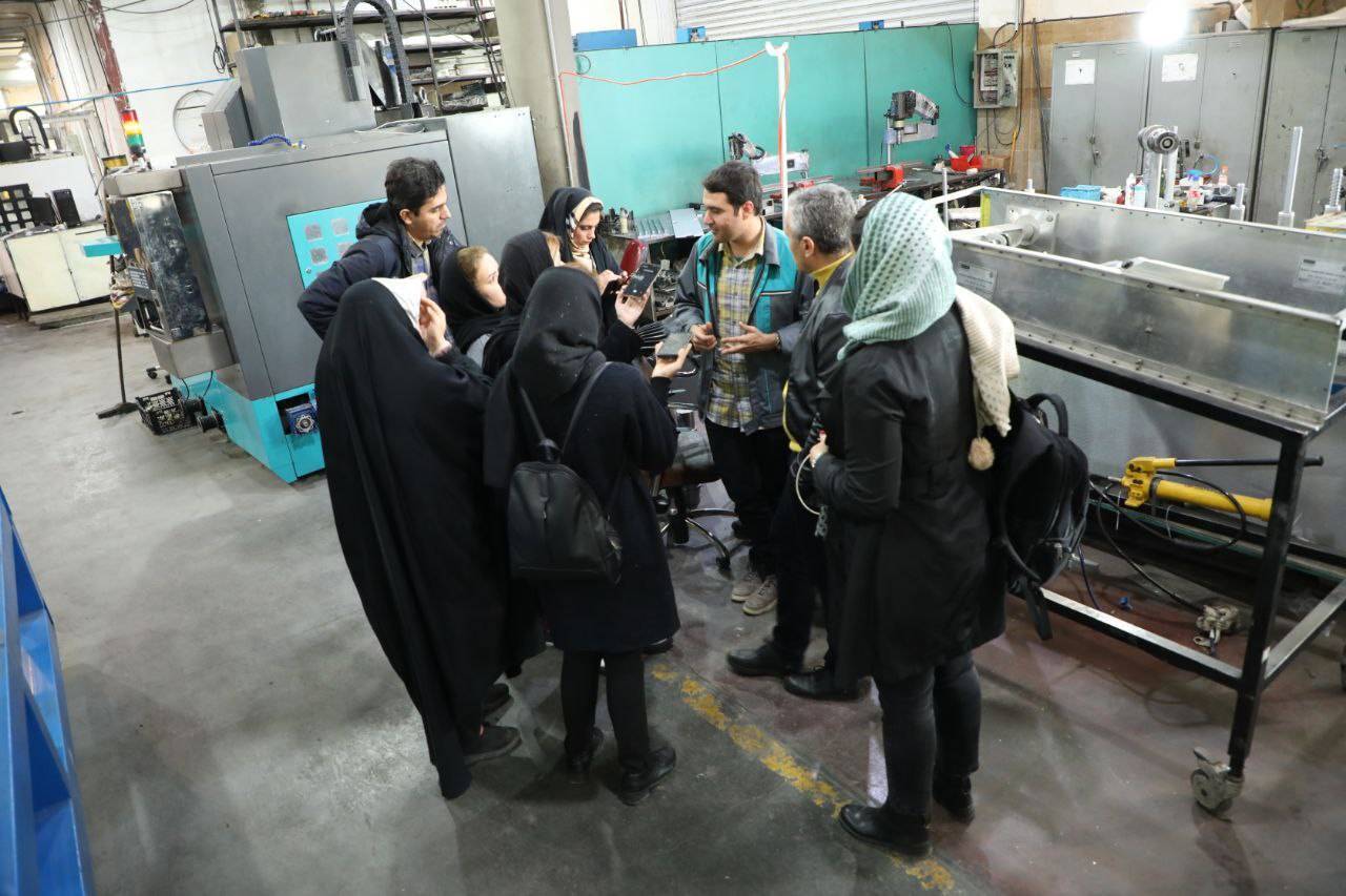 تور رسانه‌ای معاونت علمی با «نکست» به اصفهان رسید