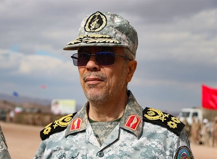  سرلشکر باقری: منافقان جهان اسلام سرنوشتی به مراتب بدتر از صهیونیست‌ها خواهند داشت/ نیرو‌های مسلح کوچکترین تهدید را کاملا جدی تلقی کنند