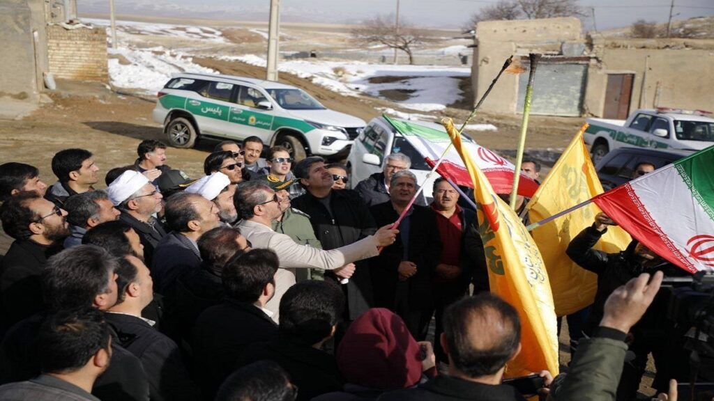سفر استاندار کردستان به شهرستان بیجار / اتمام عملیات گازرسانی به روستاهای کردستان سفر استاندار کردستان به شهرستان بیجار / اتمام عملیات گازرسانی به روستاهای کردستان