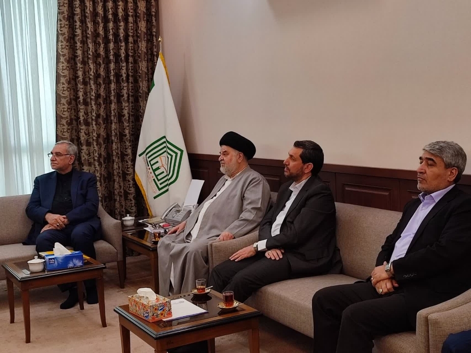 سفر وزیر بهداشت به قم