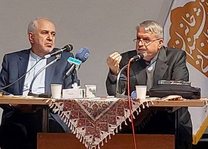 صالحی امیری: تهاجم و تهمت ناجوانمردانه به ظریف بخاطر وحشت از سرمایه اجتماعی کم نظیر اوست /همیشه این سئوال برای جامعه مطرح بوده که چرا بخشی از کانون های قدرت از رادیکالسم حمایت می کنند؟