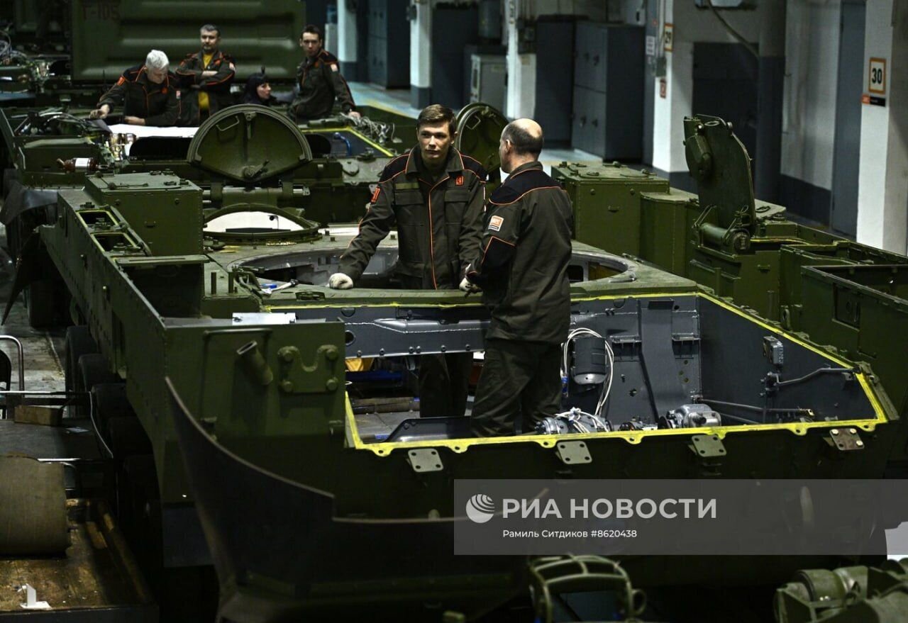 عکس| خط تولید تانک در روسیه