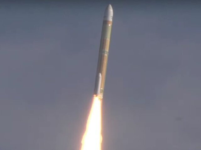 عکس| موشک ژاپن به مدار رسید