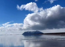 فیلم| جوشش یک چشمه در دریاچه ارومیه