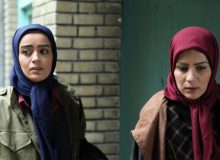 لباس مجاهدین خلق بر تن الهام چرخنده