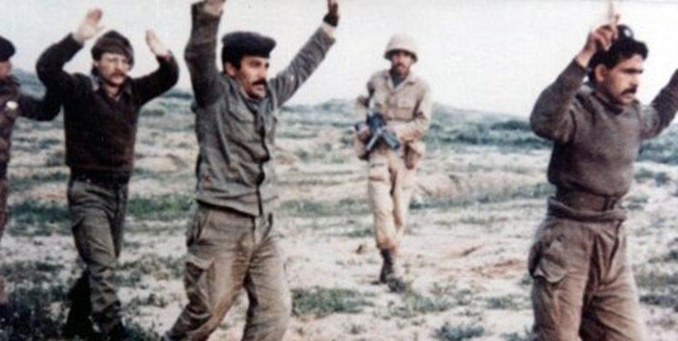 ماجرایی جالب از ترس عراقی‌ها در اسارت/ اگر می‌خواستند فرار کنند، کلوخ را با نارنجک اشتباه نمی‌گرفتند!