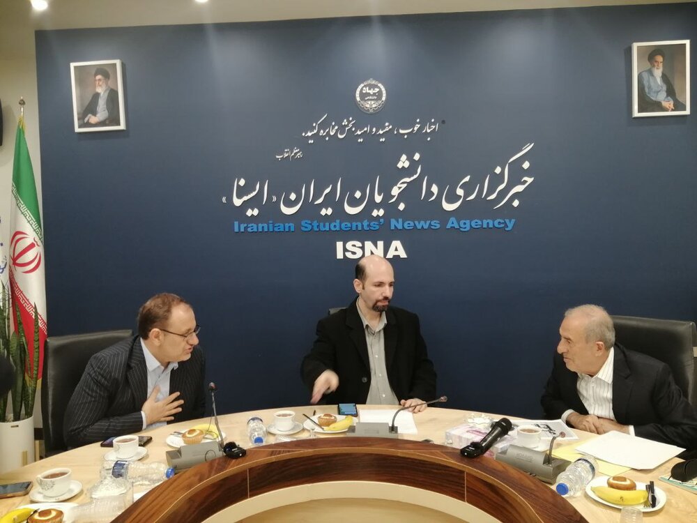 مناظره انتخاباتی؛الویری:از اول انقلاب خسارات زیادی دیدیم/موسوی: دلیل خسارات را گردن بگیرید