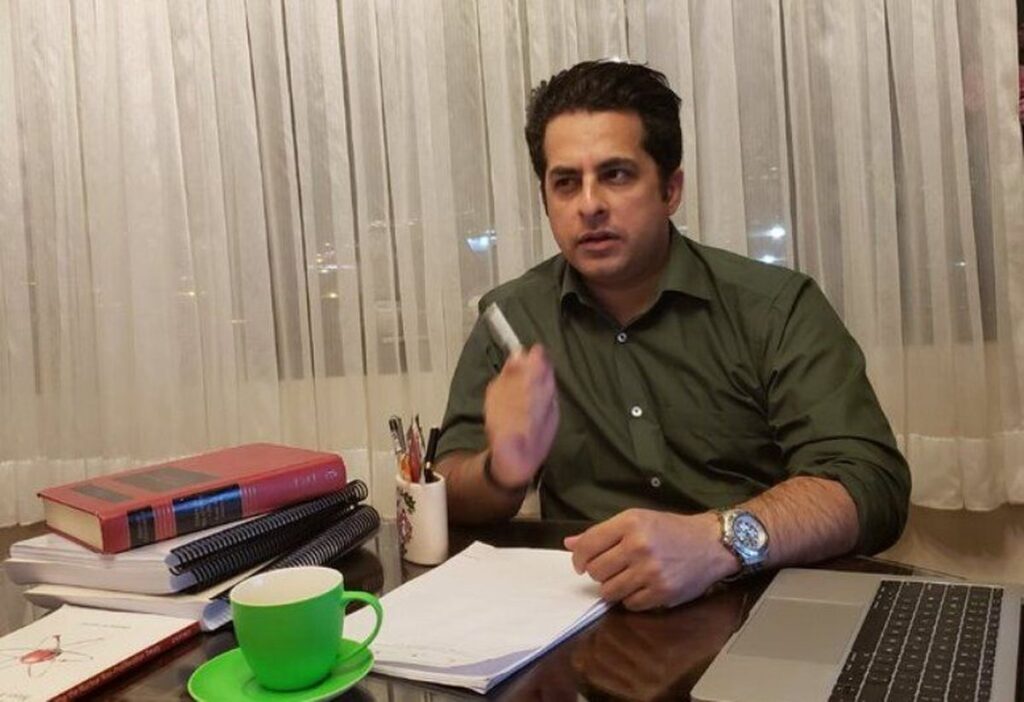 ‏رضا نصری، تحلیلگر بین‌الملل: اگر در حوزه احیای برجام گشایشی حاصل نشود، کشورهای غربی به احتمال زیاد پیش از انقضای خودکار قطعنامه ۲۲۳۱، از توافق خارج می شوند / اینکه می‌گویند باید آماده شوک بازار شویم هم کاملا درست است