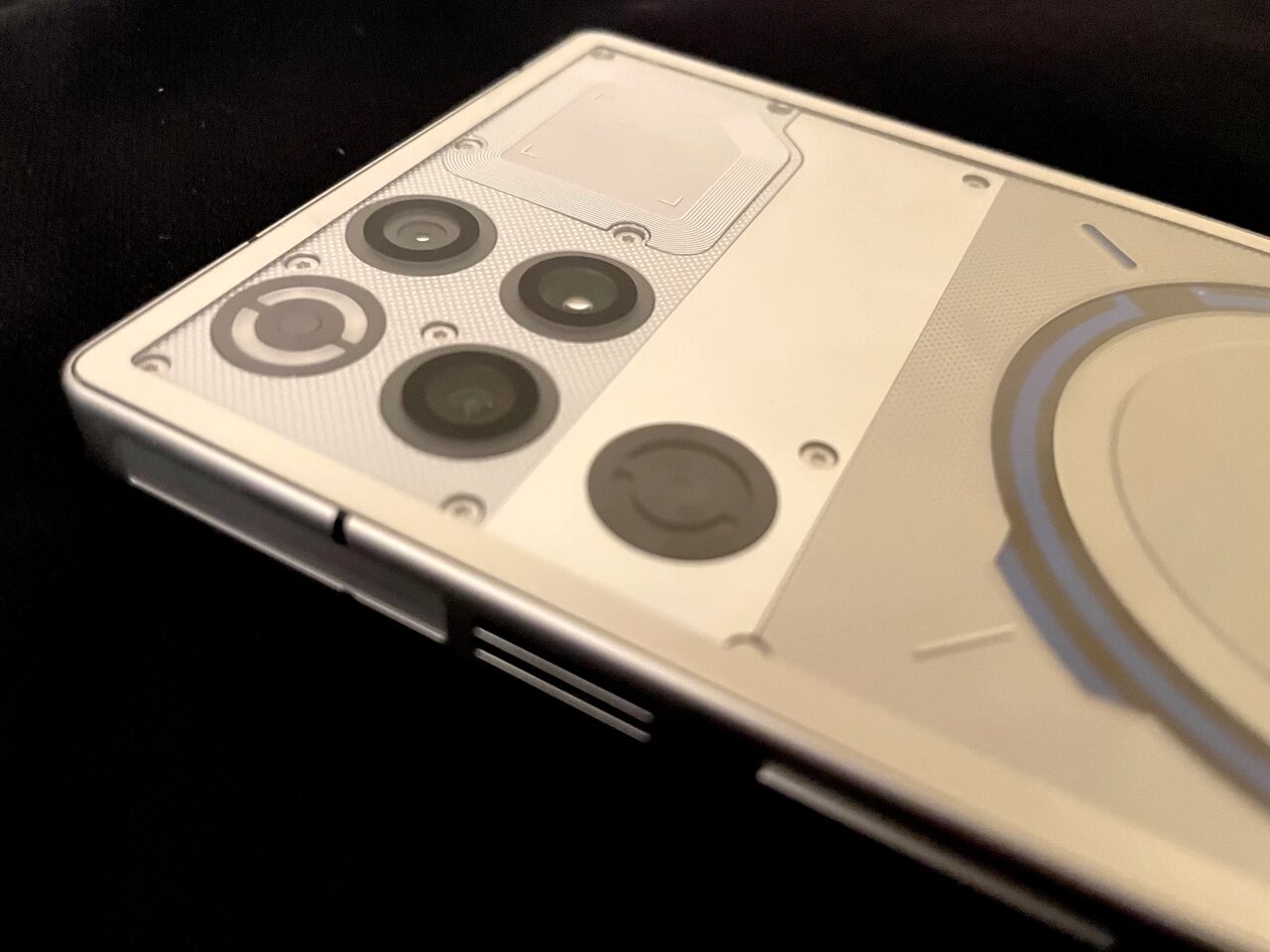 گوشی گیمینگ رد مجیک ۱۱ پرو از راه رسید