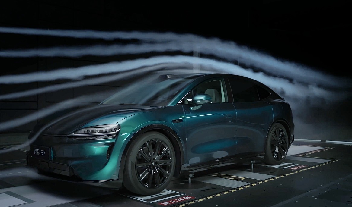 شاسی‌بلند برقی هواوی مرزهای آیرودینامیک را جابه‌جا کرد