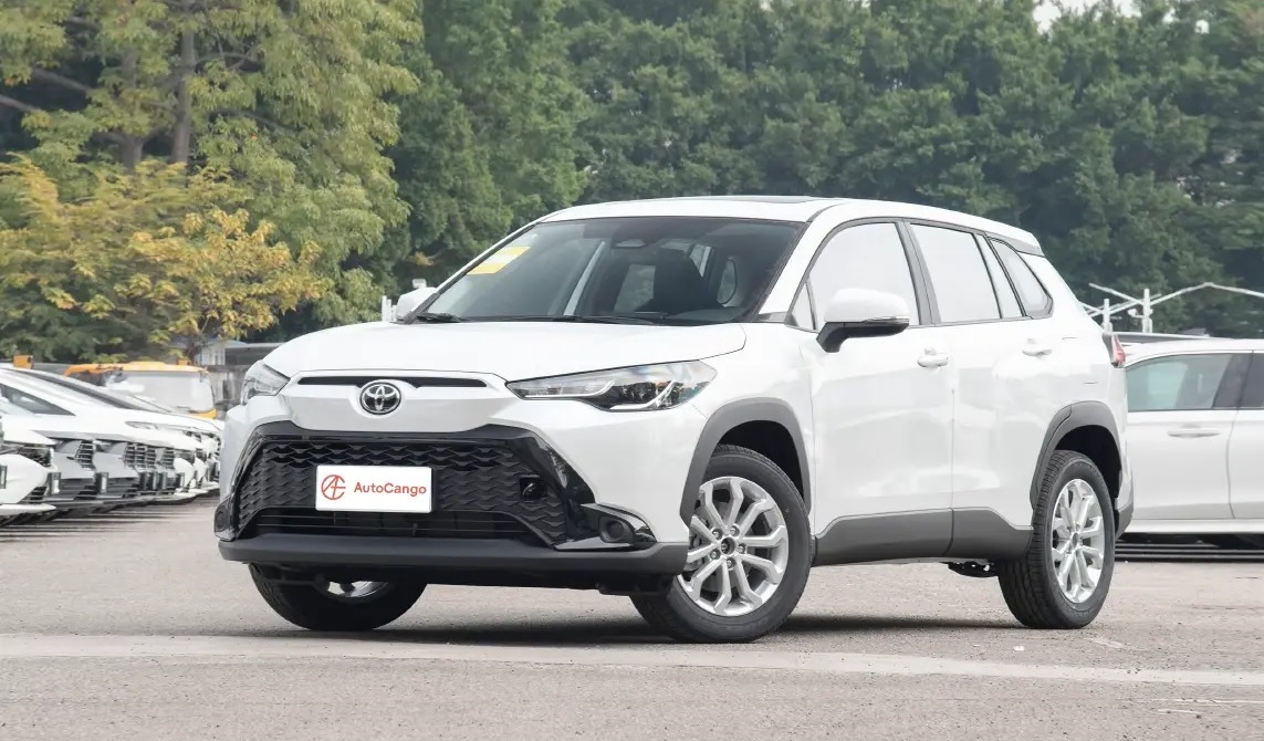 قیمت قطعی ۸ خودرو وارداتی در سامانه یکپارچه مشخص شد