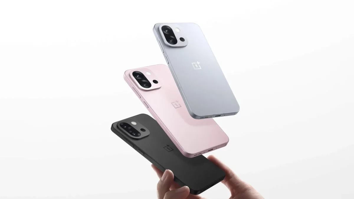 وان پلاس 15T برای علاقهمندان به نمایشگرهای کوچک بهزودی معرفی میشود