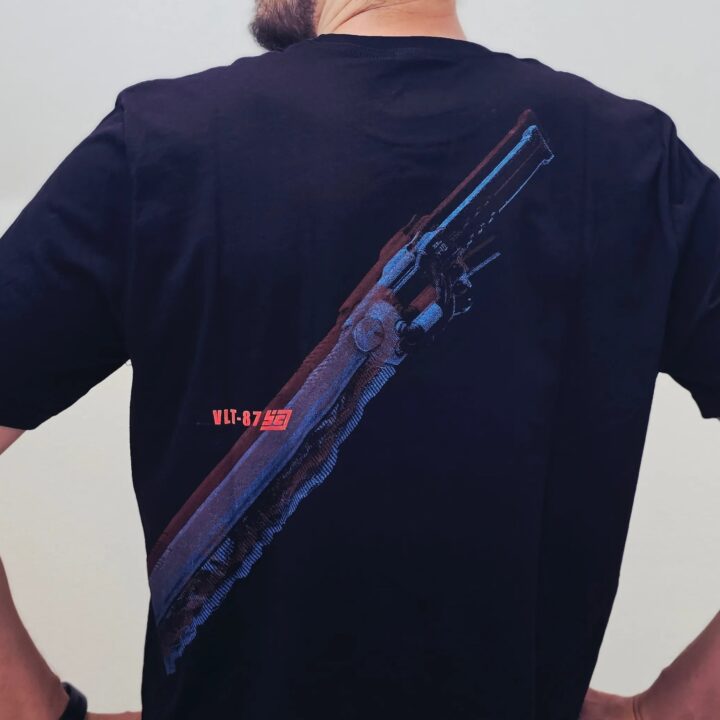 تصویر تی‌شرت تبلیغاتی بازی Intergalactic فاش شد؛ عبارت مرموز VLT-87 52 چه معنایی دارد؟ | لینک ۳۶۵