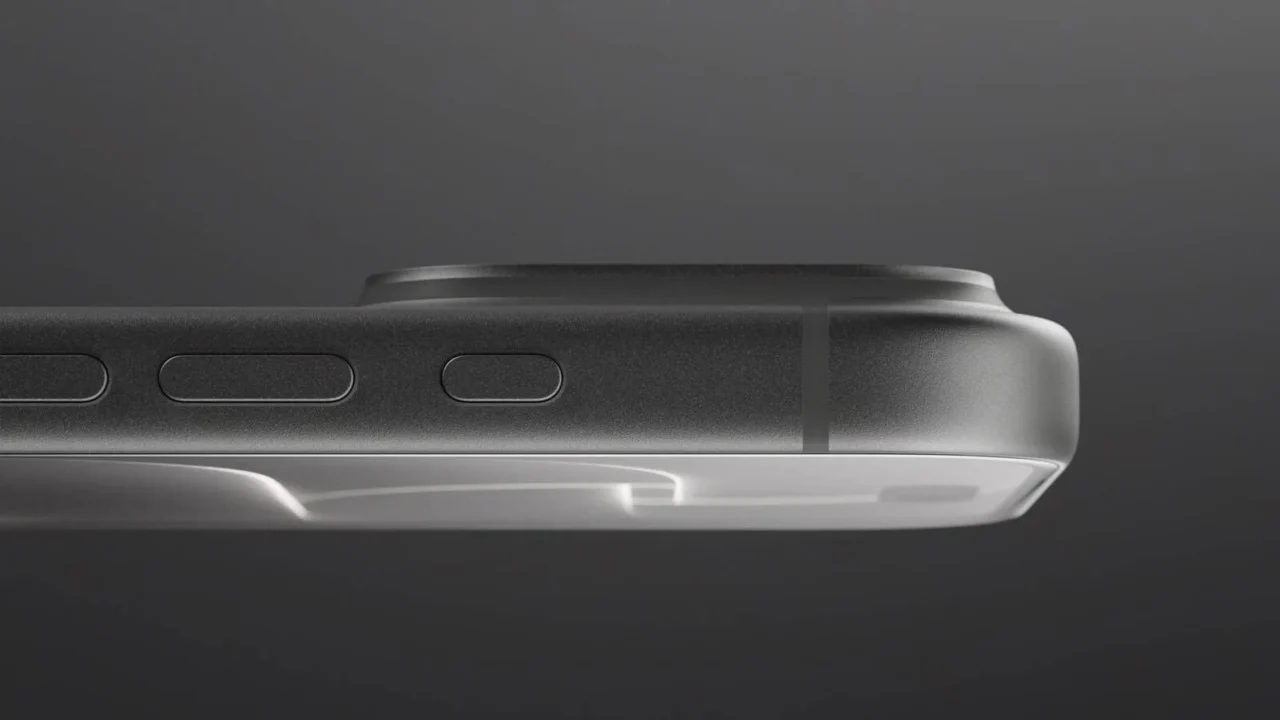 silver-iphone-18-pro اپل از عرضه آیفون ۱۸ پرو در چهار رنگ جدید خبر داد؛ سرانجام قیمت مشخص شد | لینک ۳۶۵